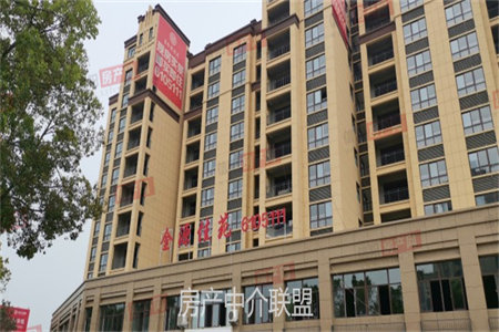 银山小区3室2厅1卫分期低费用储藏室车位